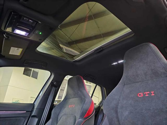 2026 Volkswagen Golf GTI SE