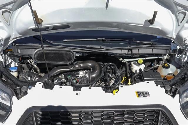 2022 Ford Transit Cutaway T-350