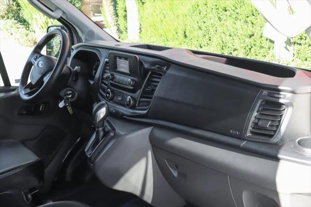 2022 Ford Transit Cutaway T-350