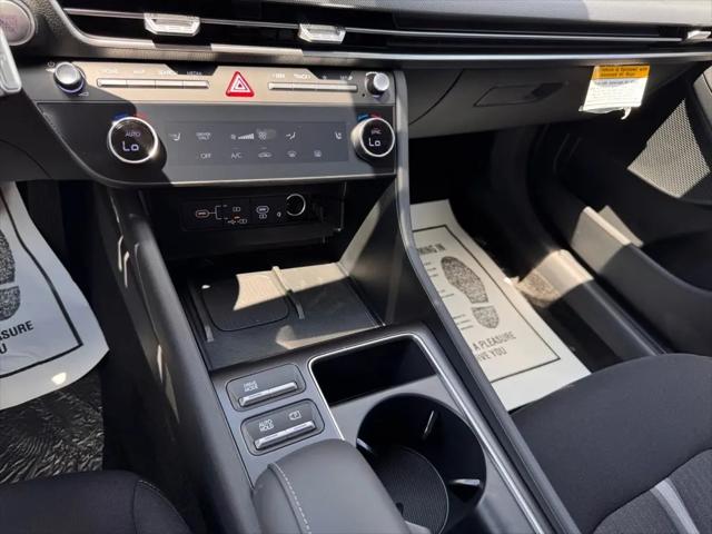 2025 Hyundai Sonata Hybrid SEL