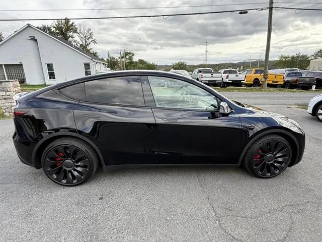 2022 Tesla Model Y Performance Dual Motor All-Wheel Drive