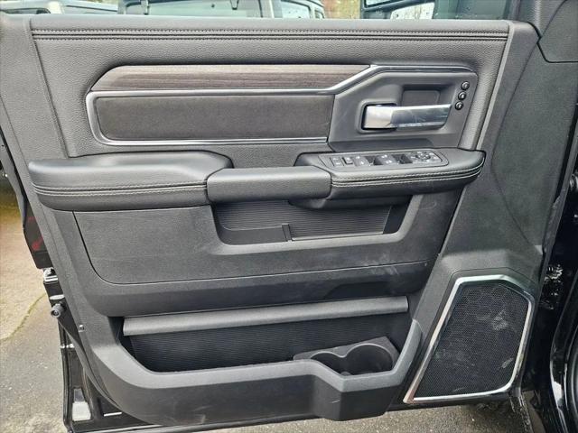 2026 Ram 3500 Laramie Mega Cab 4x4 6'4" Box