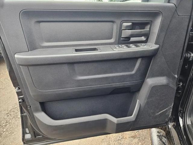 2026 Ram 3500 Tradesman Crew Cab 4x4 8' Box
