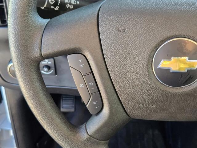 2025 Chevrolet Express Cutaway Work Van