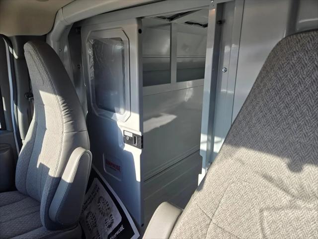 2025 Chevrolet Express Cutaway Work Van