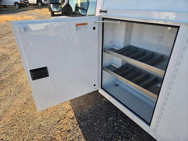 2025 Chevrolet Express Cutaway Work Van