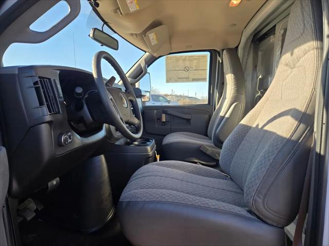 2025 Chevrolet Express Cutaway Work Van