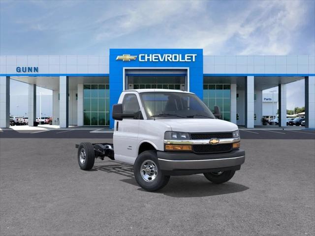 2025 Chevrolet Express Cutaway Work Van for sale in Selma, TX