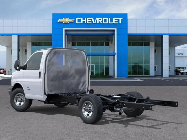 2025 Chevrolet Express Cutaway Work Van