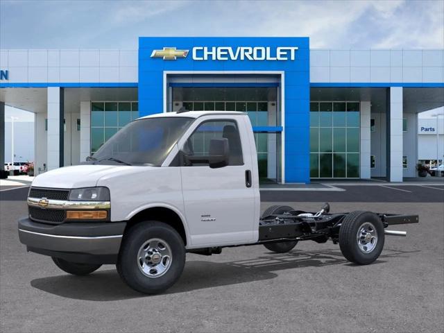 2025 Chevrolet Express Cutaway Work Van