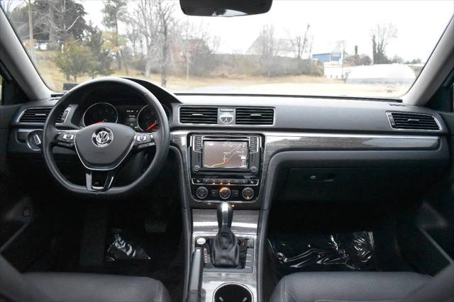 2017 Volkswagen Passat 1.8T SE