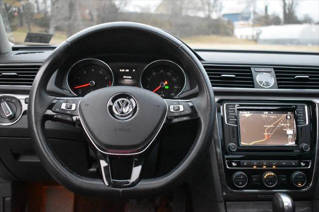 2017 Volkswagen Passat 1.8T SE
