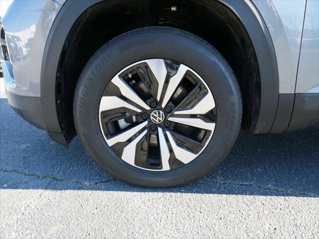 2024 Volkswagen Atlas Cross Sport 2.0T SE