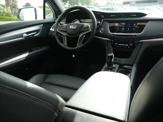 2026 Cadillac XT5 Luxury FWD