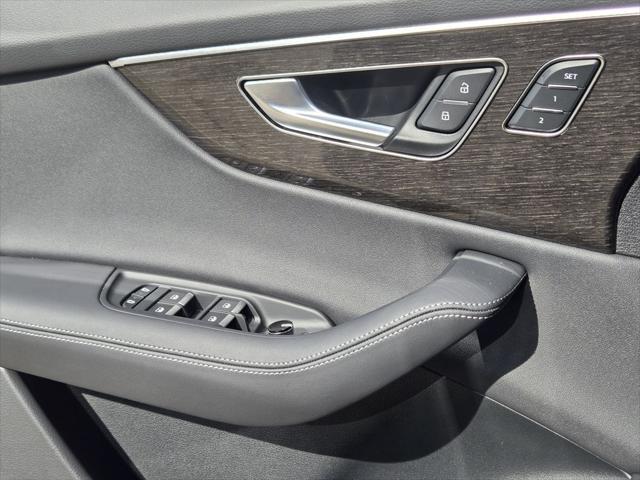 2026 Audi Q8 Premium Plus 55 TFSI quattro Tiptronic