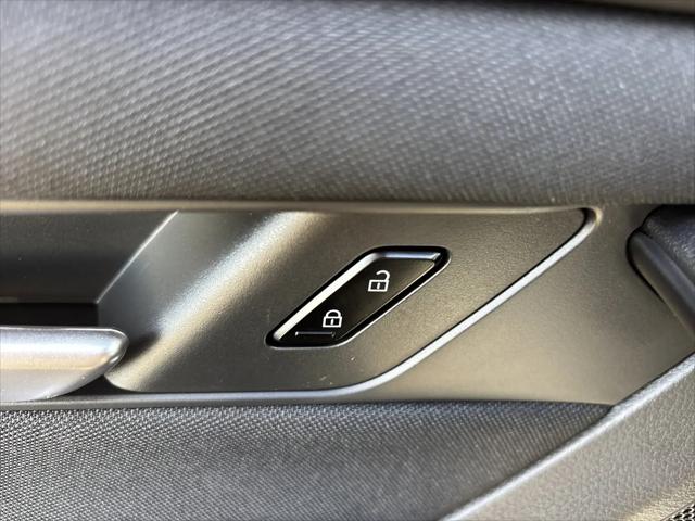 2026 Mazda X-90 3.3 Turbo Select