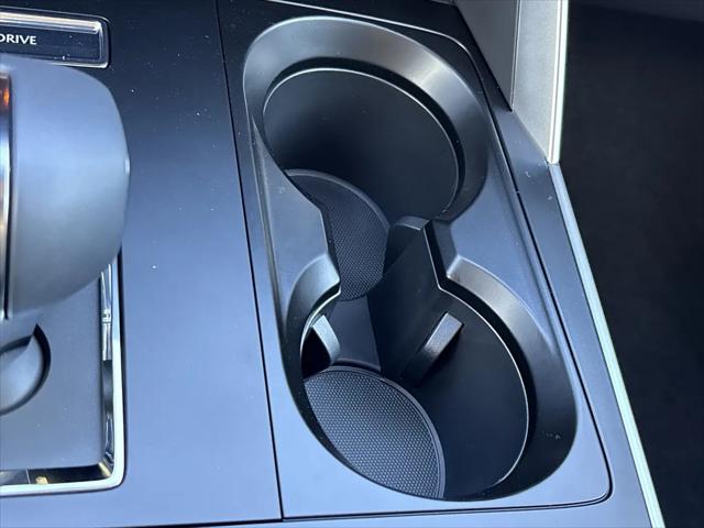 2026 Mazda X-90 3.3 Turbo Select