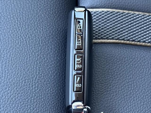 2026 Mazda X-90 3.3 Turbo Select