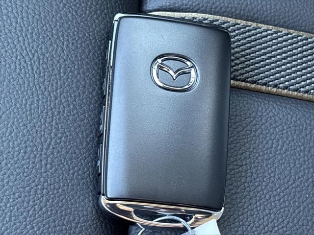2026 Mazda X-90 3.3 Turbo Select