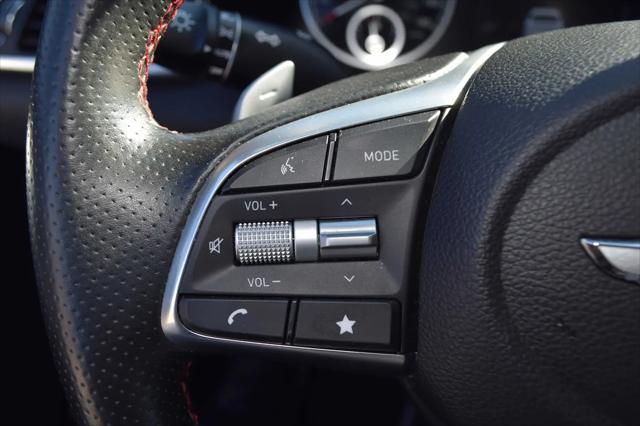 2023 Genesis G70 2.0T RWD