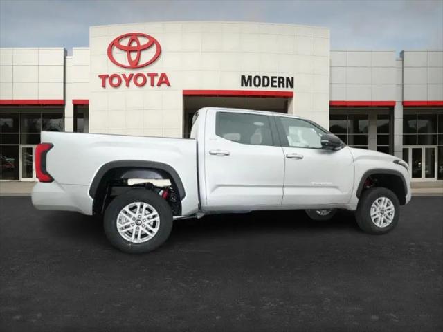 2026 Toyota Tundra SR5 CrewMax 5.5' Bed