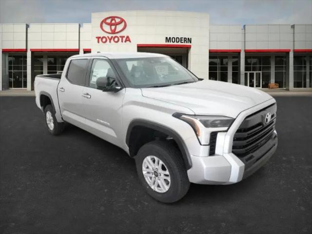 2026 Toyota Tundra SR5 CrewMax 5.5' Bed