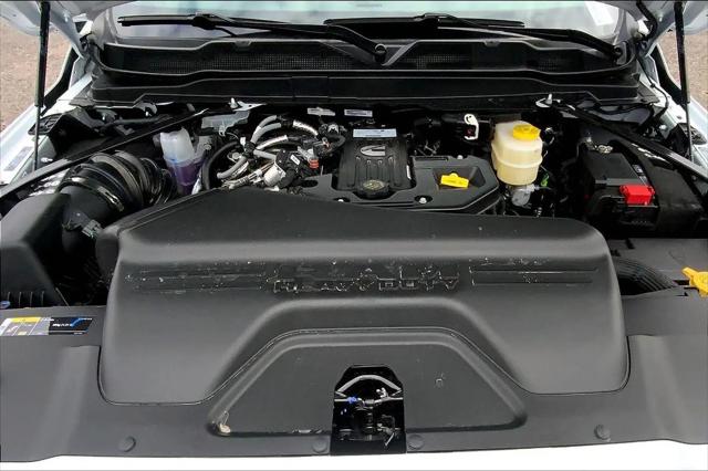 2026 Ram 2500 Black Express Crew Cab 4x4 6'4" Box