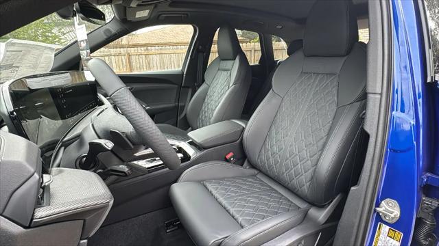 2025 Audi SQ5 Premium Plus TFSI quattro S tronic