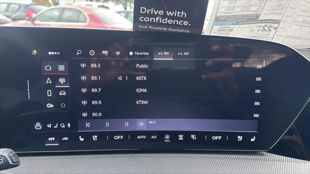 2025 Audi SQ5 Premium Plus TFSI quattro S tronic