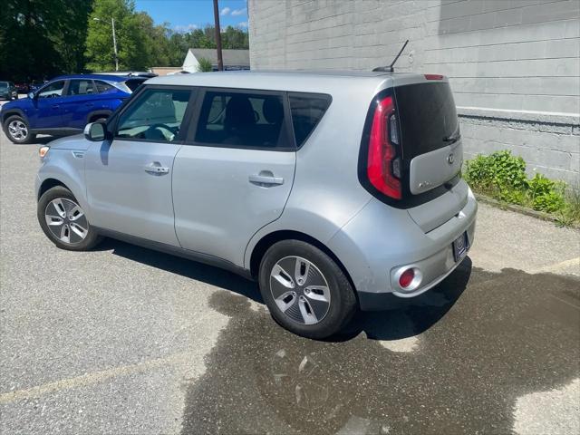 2017 Kia Soul EV Base