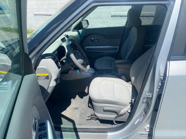 2017 Kia Soul EV Base