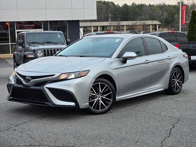 2023 Toyota Camry SE