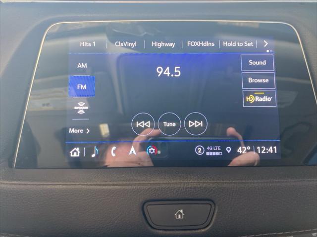 2022 Cadillac XT4 Premium Luxury