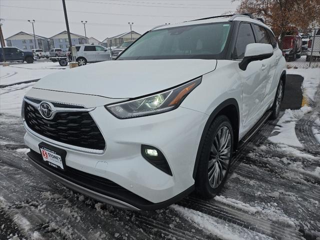 2023 Toyota Highlander Platinum