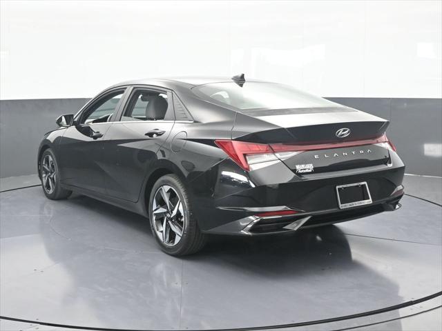 2022 Hyundai Elantra SEL 2022 Hyundai Elantra SEL