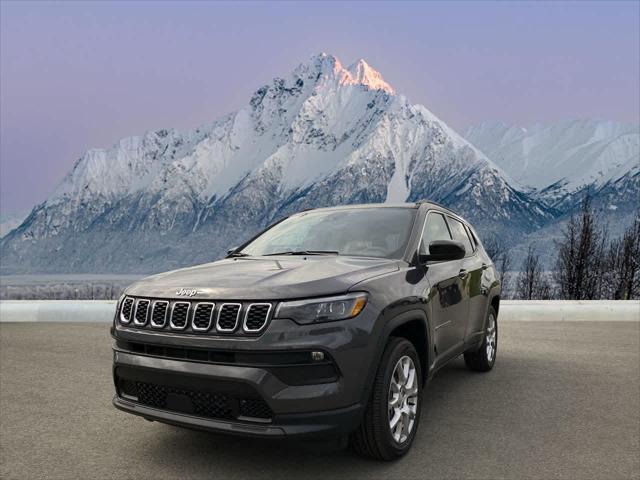 2024 Jeep Compass Latitude Lux FWD