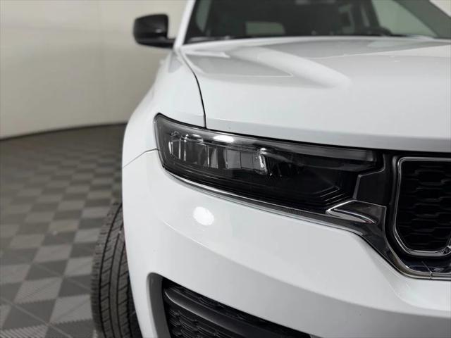 2023 Jeep Grand Cherokee Laredo 4x4 2023 Jeep Grand Cherokee Laredo 4x4