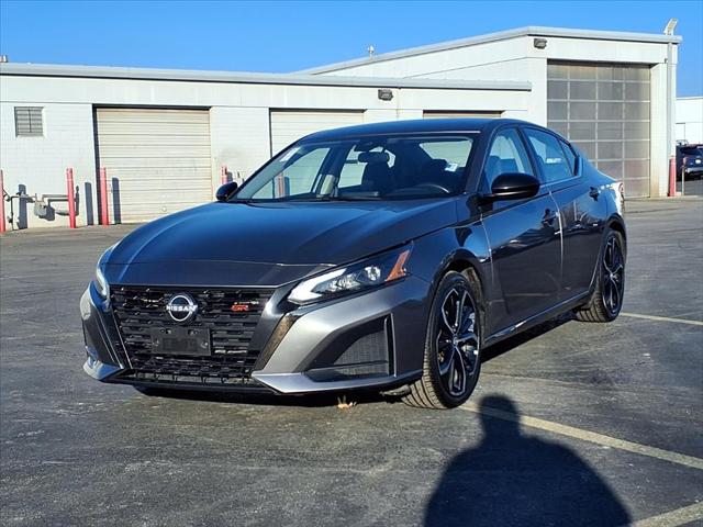 2024 Nissan Altima SR FWD