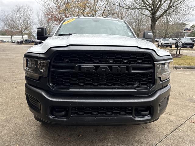 2024 RAM 3500 Tradesman Crew Cab 4x4 8 Box