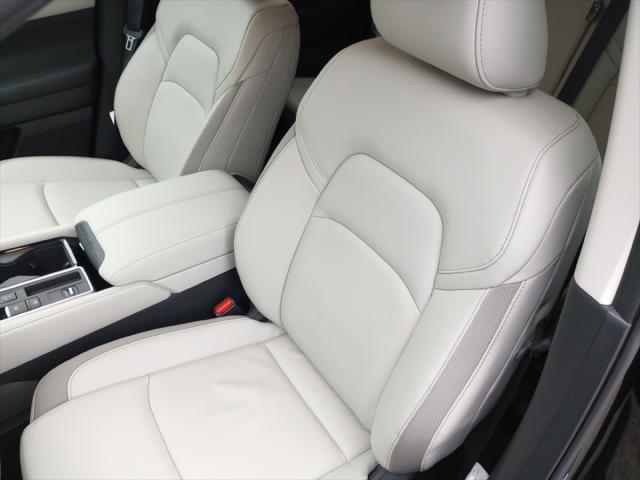 2025 Nissan Pathfinder SL FWD