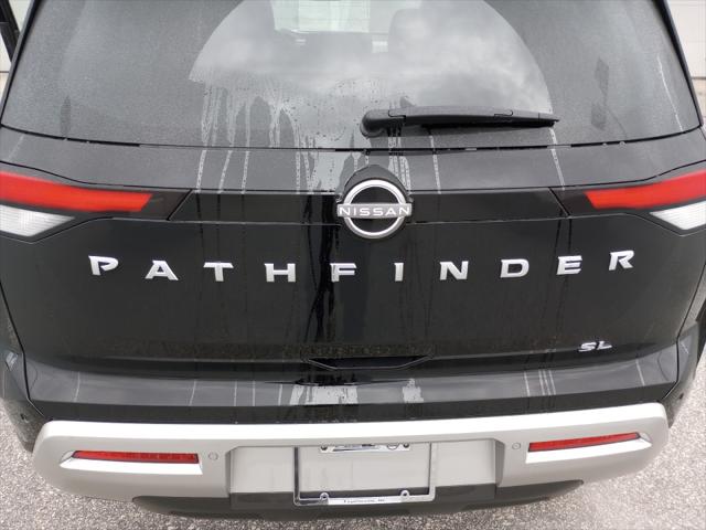 2025 Nissan Pathfinder SL FWD