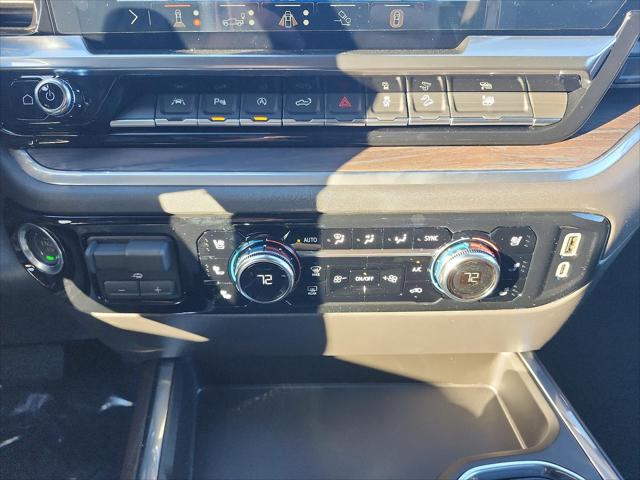 2026 GMC Sierra 1500 Crew Cab, Short Bed, SLT, 4WD