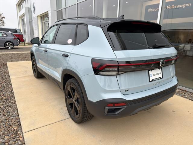 2026 Volkswagen Taos SE Black