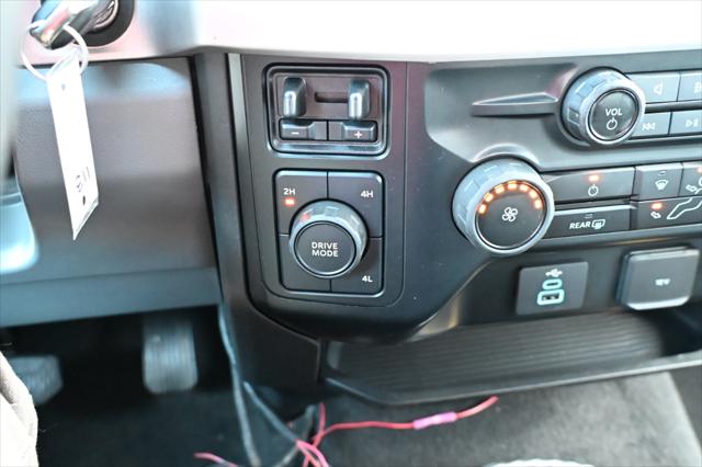 2023 Ford 600 XLT