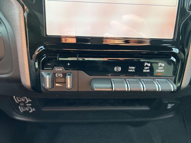 2026 Ram 3500 Tradesman Crew Cab 4x4 8 Box