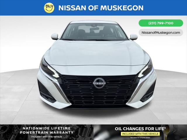 2025 Nissan Altima SL FWD