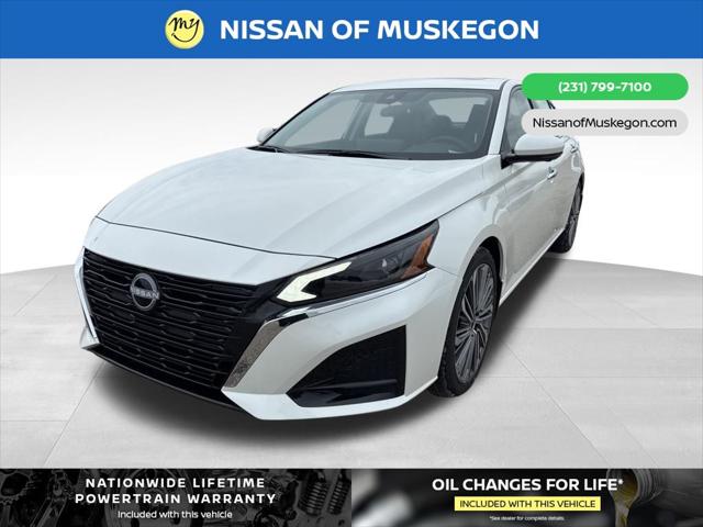 2025 Nissan Altima SL FWD
