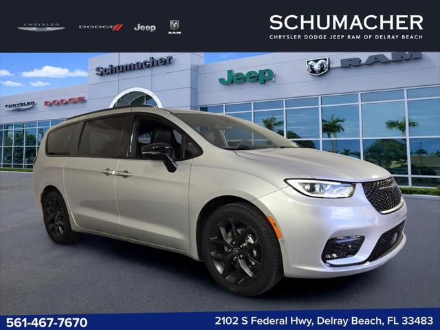 2026 Chrysler Pacifica Limited for sale in Delray Beach, FL
