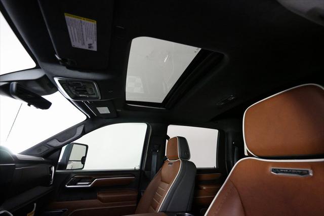 2025 GMC Sierra 2500HD 4WD Crew Cab Standard Bed Denali Ultimate