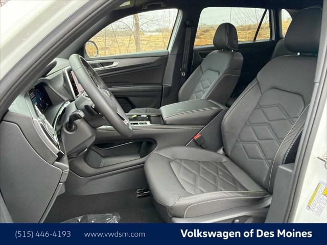 2026 Volkswagen Atlas Cross Sport SE with Technology